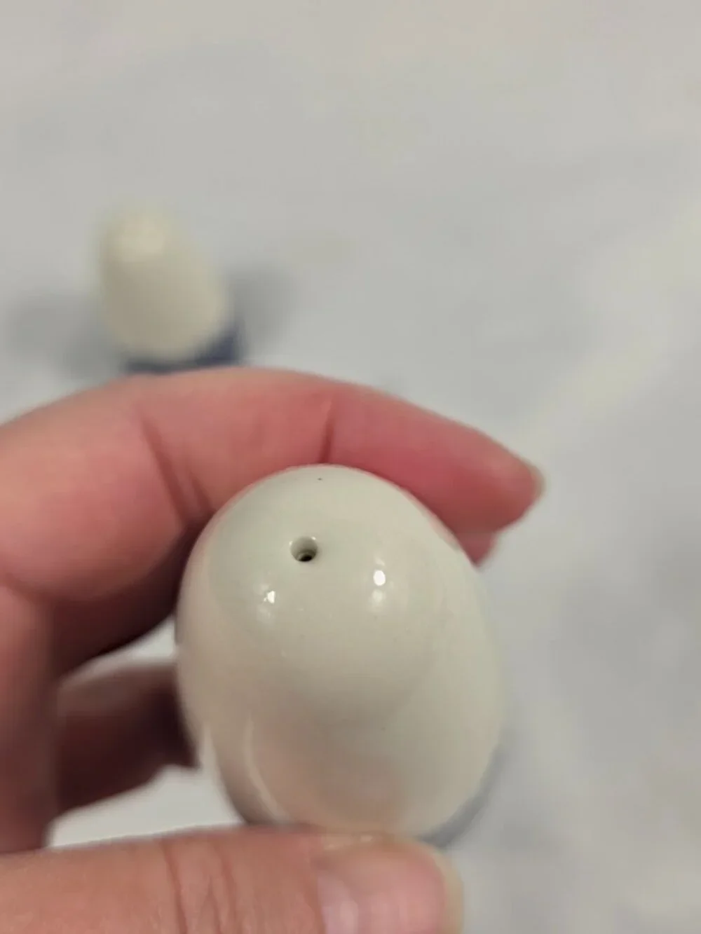Churchill Willow Blue Salt & Pepper Shaker Set 1/5 Holes Georgian Shape England